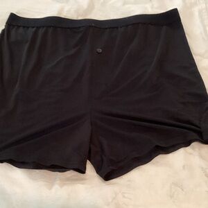 Croft & Barrow Men's Black Boxer Briefs. G